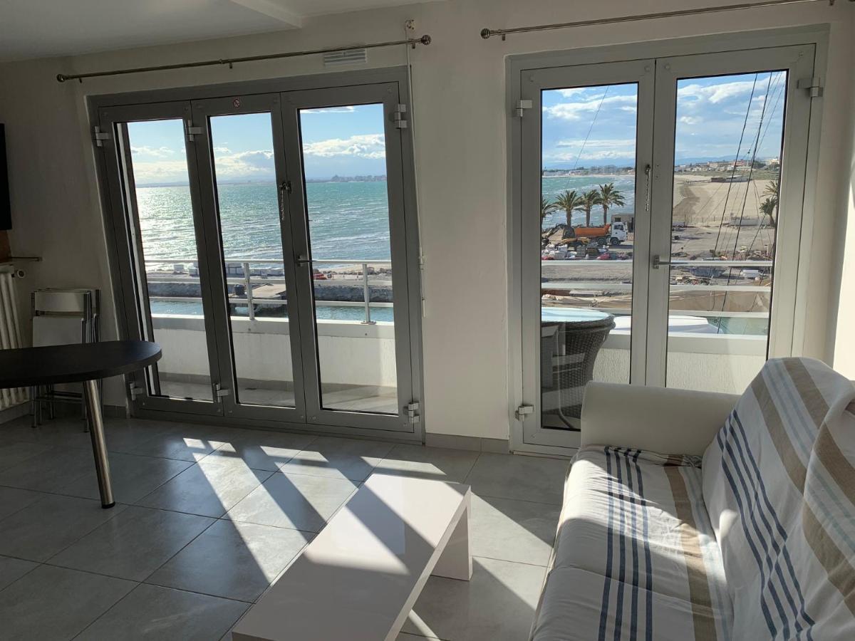 L'Imperial Apartment Le Grau-du-Roi Bagian luar foto